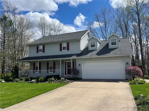 4239 Four Seasons Trl, Erie, PA 16506