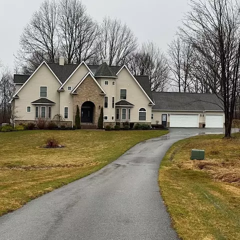 10869 Barton Rd, Waterford, PA 16441