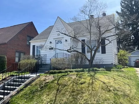 153 E 36th St, Erie, PA 16504