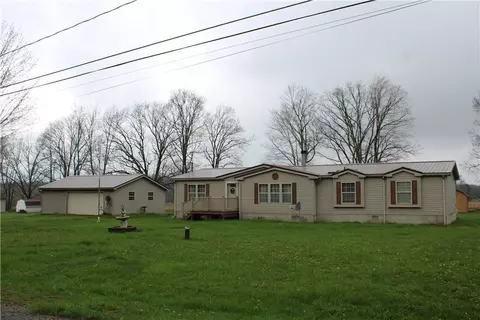 1812 Morning View Dr, Linesville, PA 16424