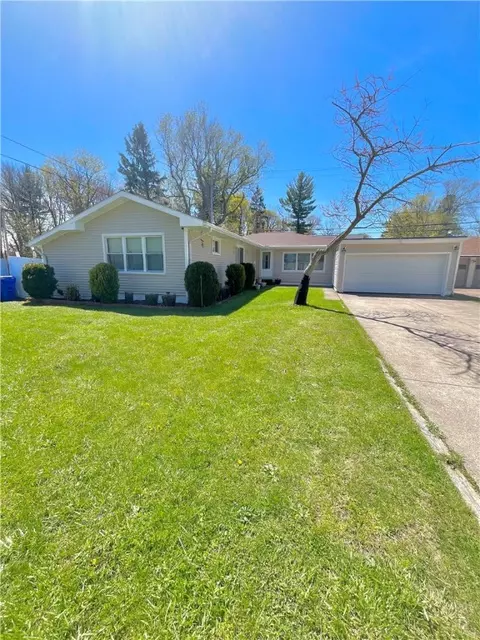 1022 Sill Ave, Erie, PA 16505