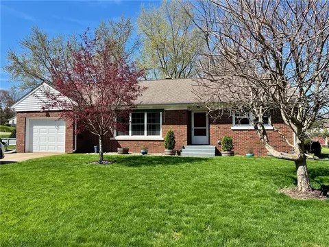 3612 Mccreary Rd, Erie, PA 16506