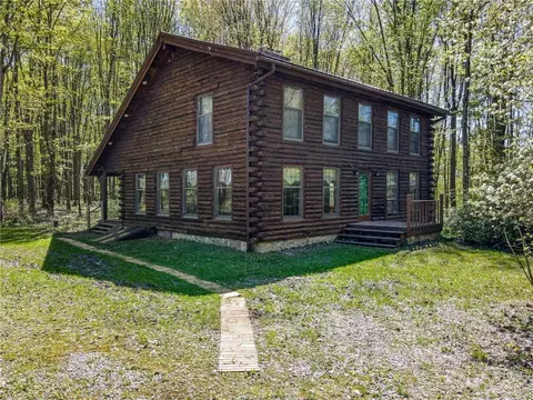 9301 Route 6n, Albion, PA 16401