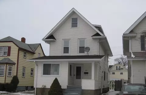 1037 Rankine Ave, Erie, PA 16511
