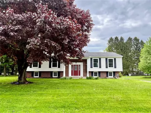 104 Valleyview Dr, Edinboro, PA 16412