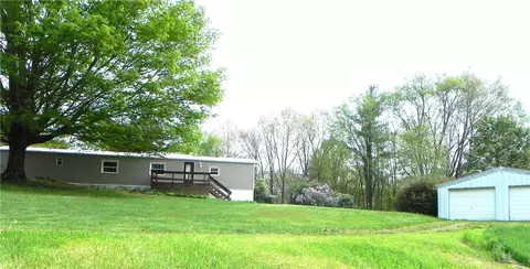 20530 Wolf Run Rd, Saegertown, PA 16433