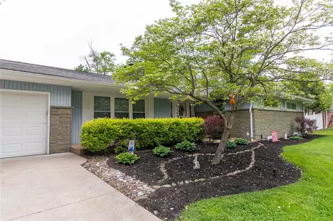 6790 Haskell Dr, Fairview, PA 16415