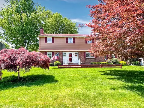 3414 Patio Dr, Erie, PA 16506