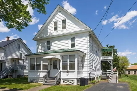 121 Biddle St, Warren, PA 16365