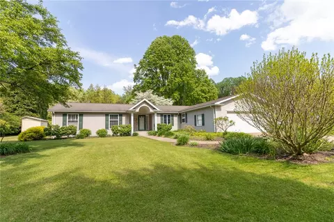 1751 Pinewood Dr, Fairview, PA 16415