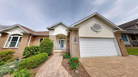 3713 Harbor Ridge Trl, Erie, PA 16510