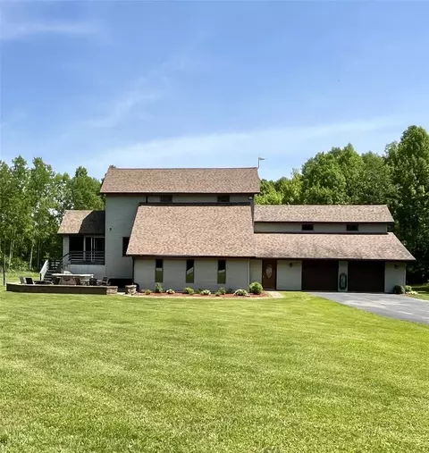 14330 S Norrisville Rd, Meadville, PA 16335