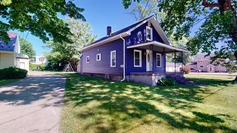 3021 Nagle Rd, Erie, PA 16510