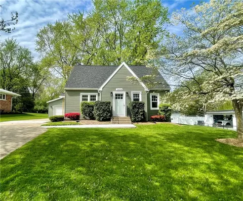 3424 Colonial Ave, Erie, PA 16506