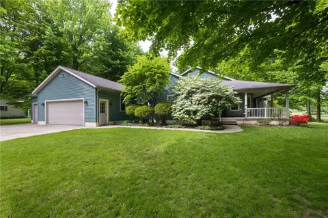 8661 Lynmar Dr, Girard, PA 16417