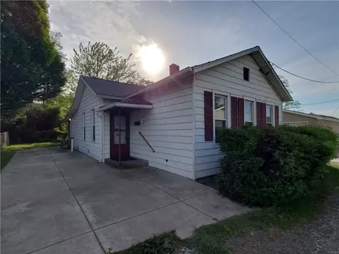 226 12 E 2nd St, Erie, PA 16507