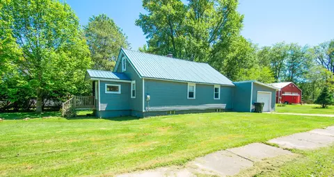 Exterior - 806 E Main St, Corry, PA 16407 photo 3 of 3