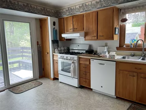 312 Gamma Rd, Corry, PA 16407 photo 4