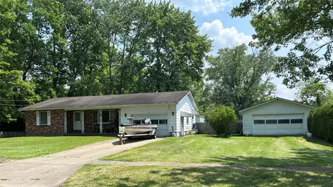 245 High St, Conneaut Lake, PA 16316