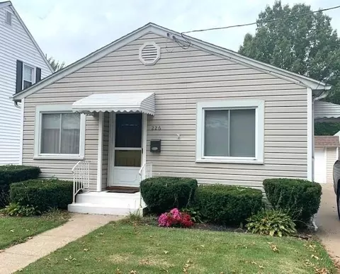 226 E 35th St, Erie, PA 16504