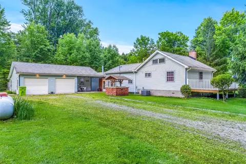 2439 Spruce St, Linesville, PA 16424