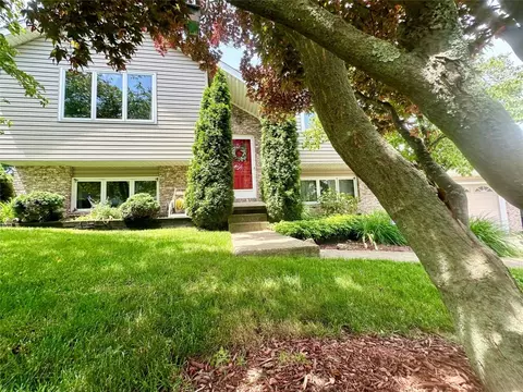 5360 Pinehurst Dr, Erie, PA 16509