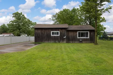 108 S Washington St, North East, PA 16428