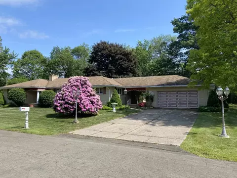 2727 E 34th St, Erie, PA 16510