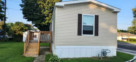 2500 Nursery Rd #202N, Lake City, PA 16423