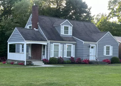 160 S Franklin St, Cochranton, PA 16314