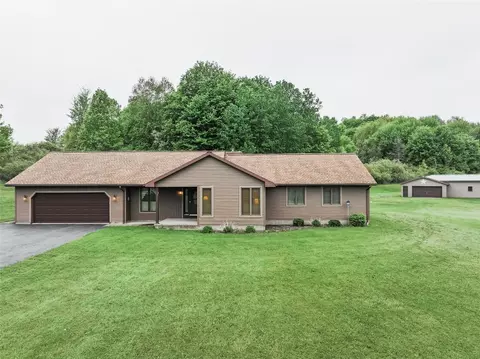 2004 Old Wattsburg Rd, Waterford, PA 16441