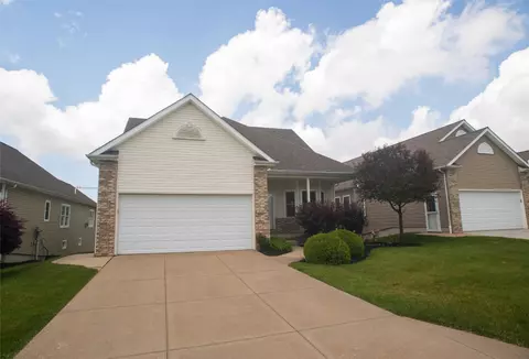 6330 Meadowland Cir #77, Erie, PA 16509