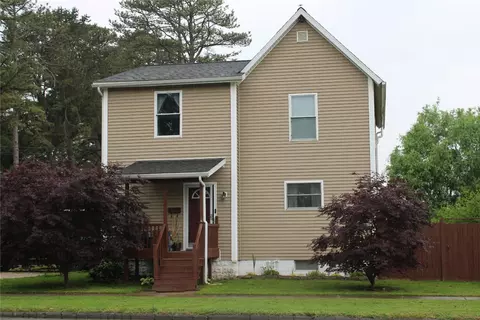 104 N Main St, Albion, PA 16401