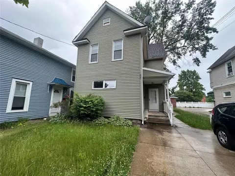 449 W 5th St, Erie, PA 16507