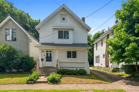 919 E 24th St, Erie, PA 16503