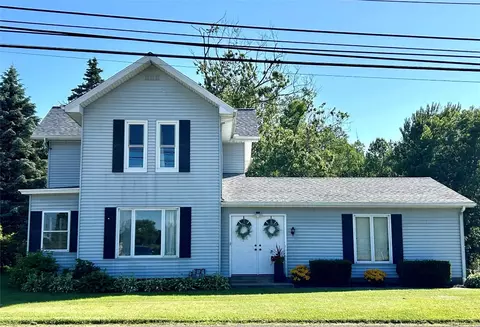 2450 Avonia Rd, Fairview, PA 16415