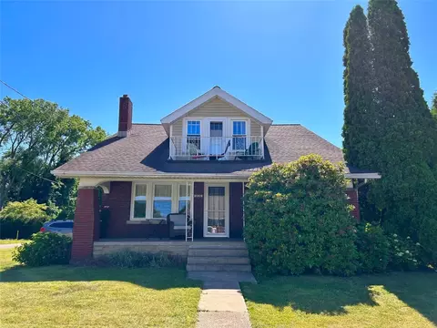 2630 Emerson Ave, Erie, PA 16508
