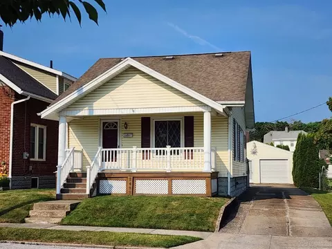 2422 Union Ave, Erie, PA 16510