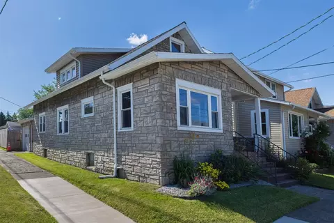 525 E 32nd St, Erie, PA 16504