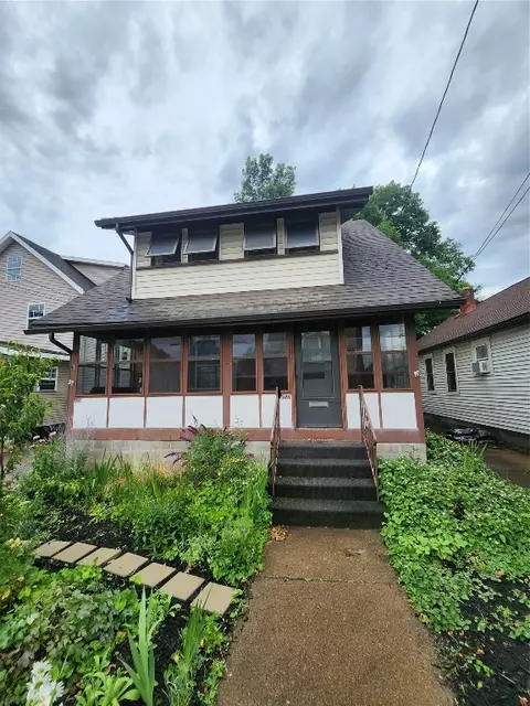 3306 Old French Rd, Erie, PA 16504