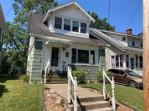 2314 Willow St, Erie, PA 16510