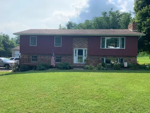 21757 State Hwy 18, Conneautville, PA 16406