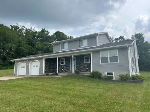208 Ridgeway Hill Rd, Cochranton, PA 16314