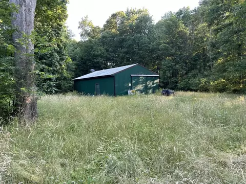 1672 Breedtown Rd, Titusville, PA 16354