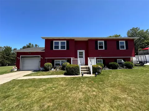 3903 Roxanna Dr, Erie, PA 16510