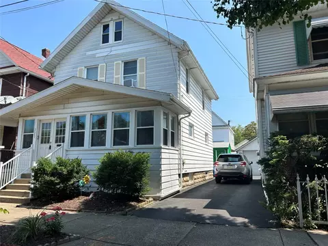 2683 Maple St, Erie, PA 16508