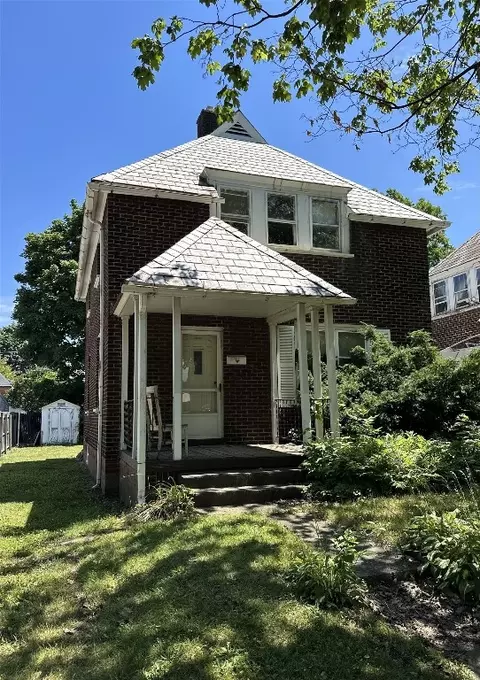 625 Marne Rd, Erie, PA 16511