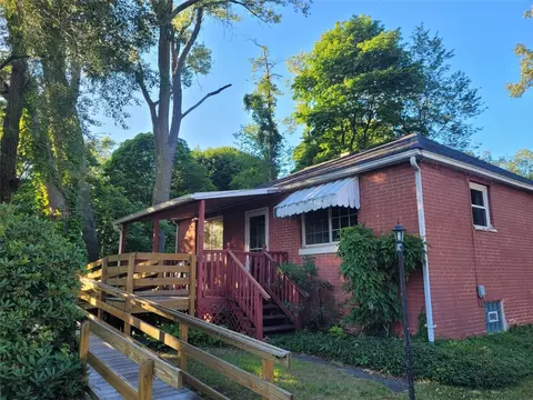 1937 Knoll Ave, Erie, PA 16510