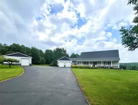 11435 Rich Hill Rd, North East, PA 16428