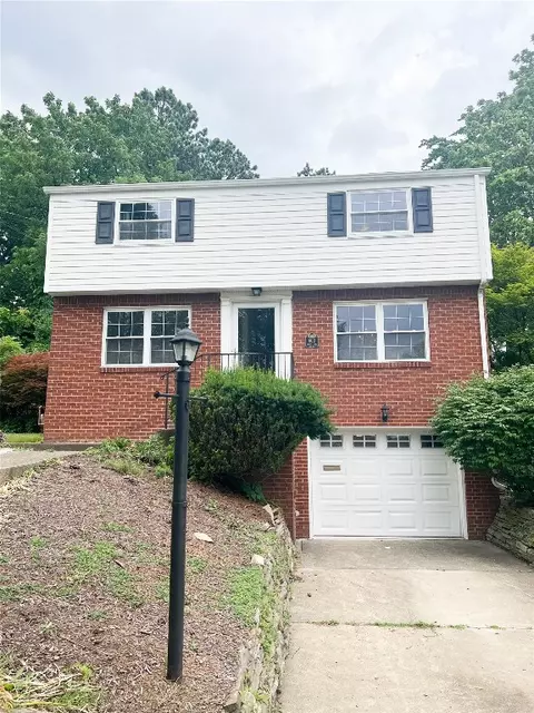 600 Arbor Ln, Pittsburgh, PA 15236